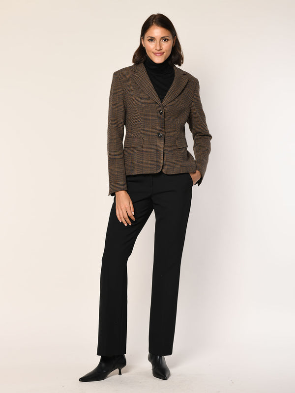 Figurbetonter Karo Blazer mit Glencheckdesign in der Farbe braun -Vorderansicht.