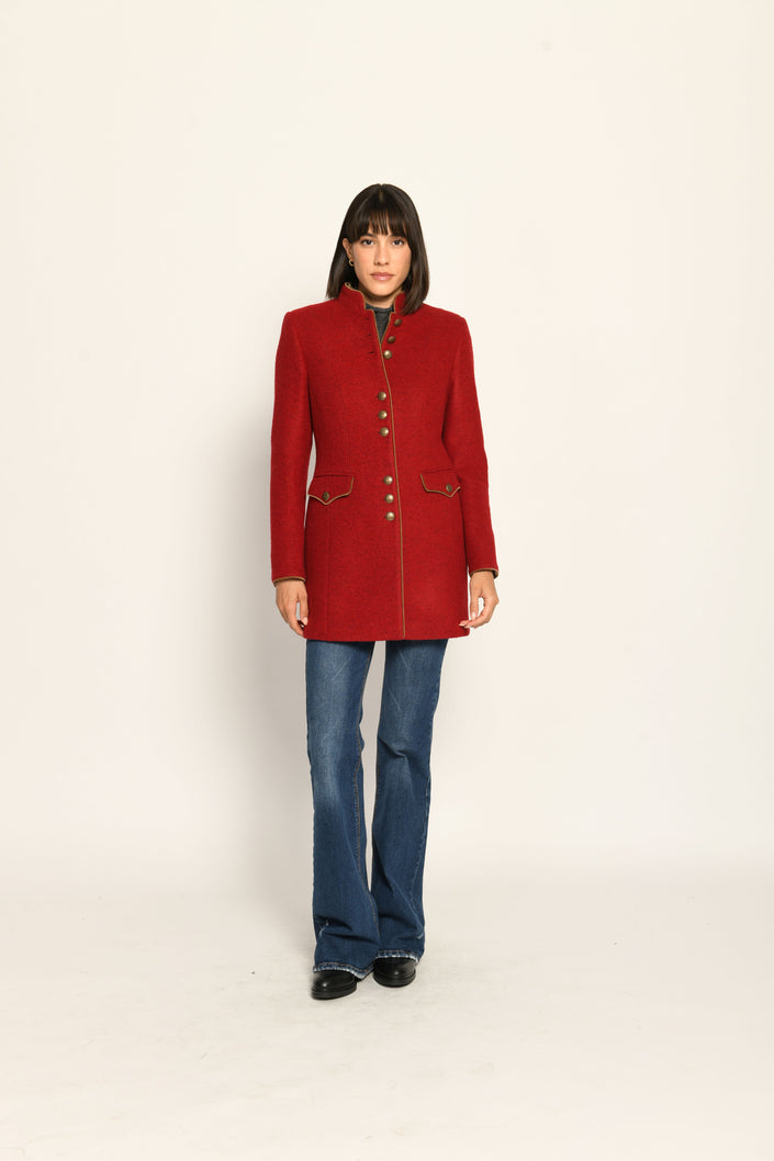 Roter taillierter Gehrock für Damen aus Wolle mit Stehkragen und Ärmelsaumbeleg im Leo-Dessin – Front