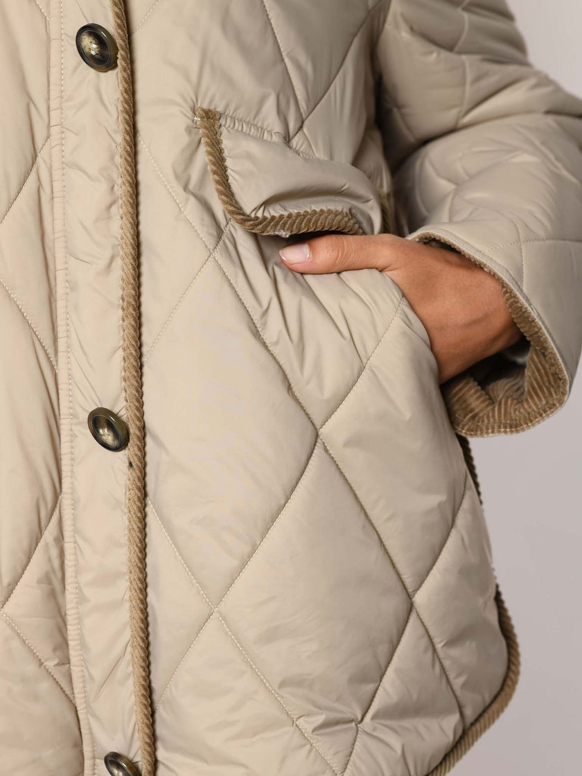 Steppjacke mit Cordkragen