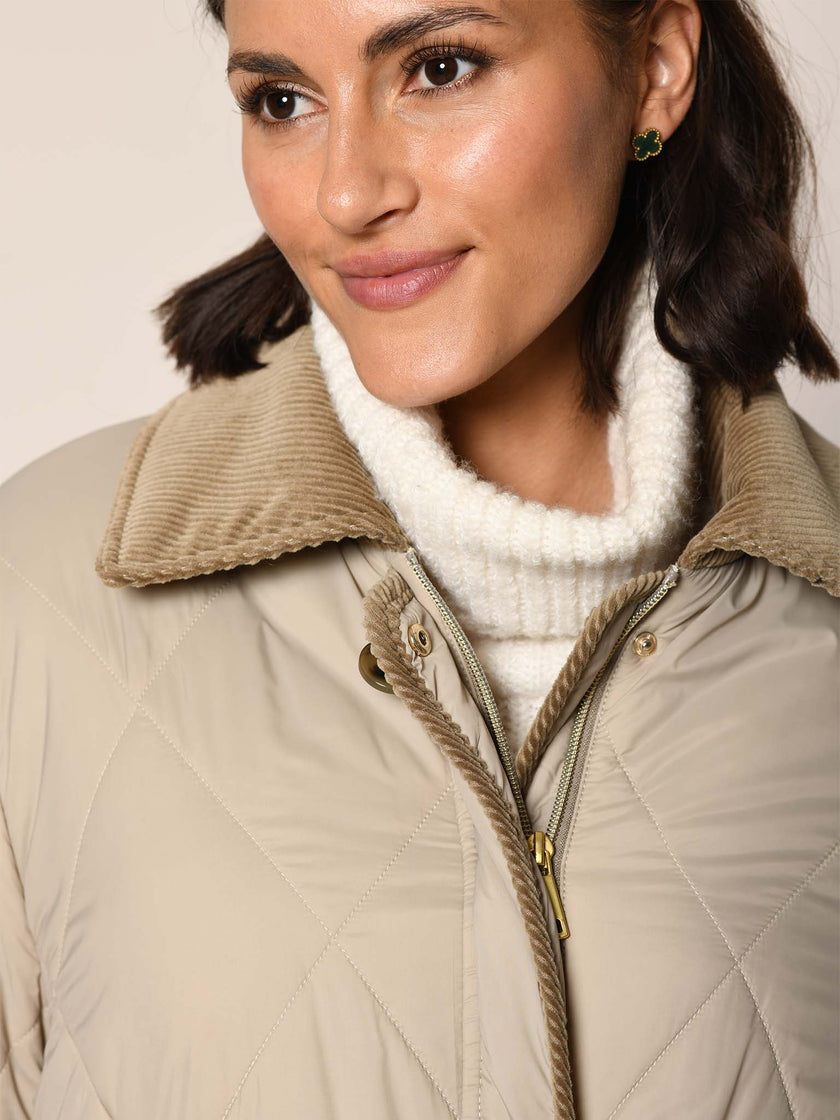 Steppjacke mit Cordkragen