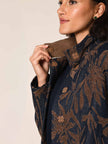 Jacquard Mantel